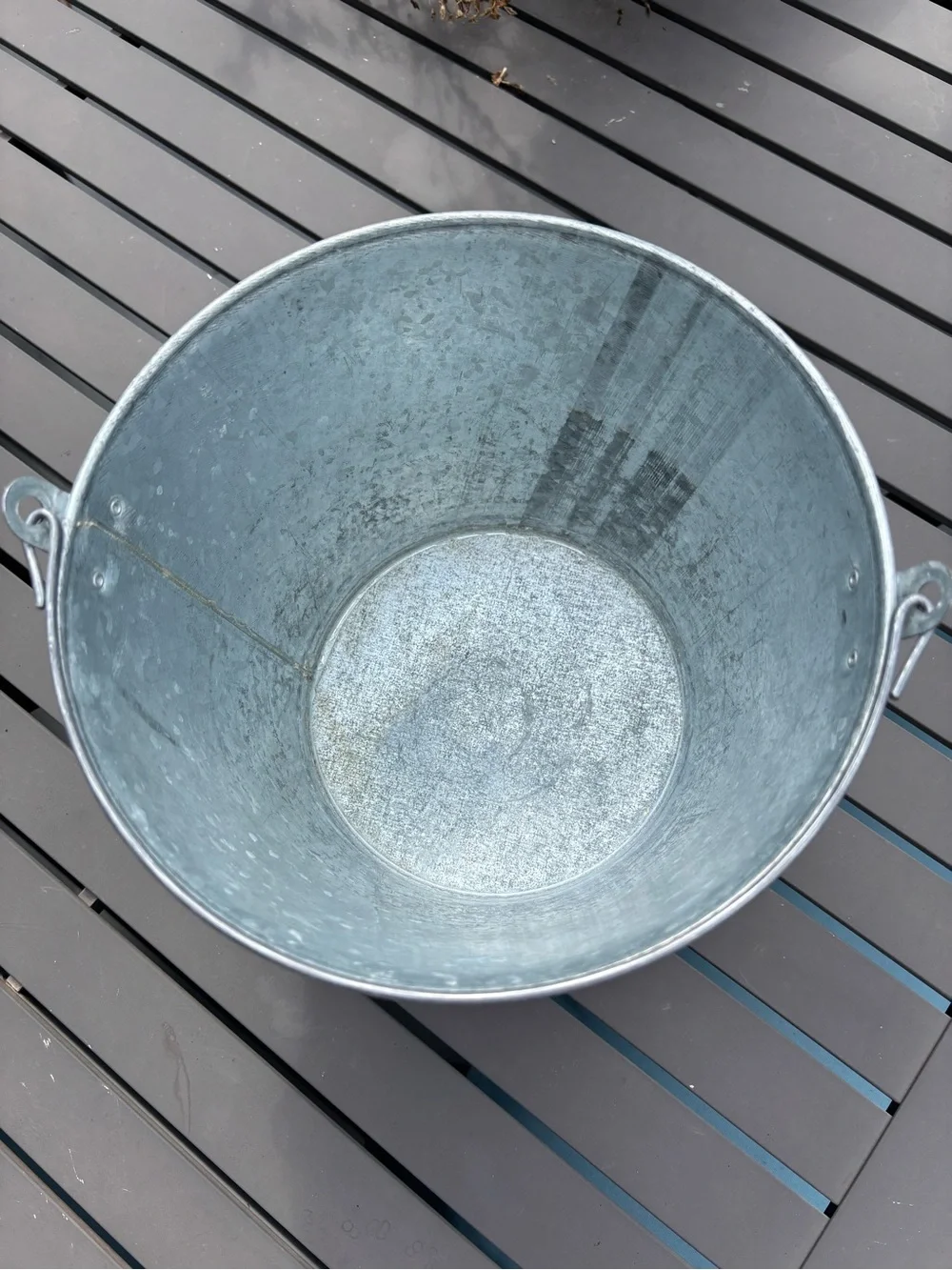 The Black Dog Galvanized Bucket with Black Dog Graphic Martha’s Vineyard